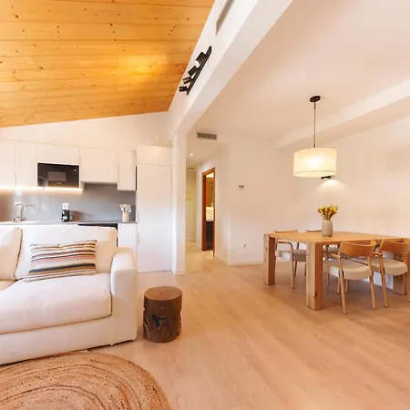 Bravissimo Santa Clara Penthouse 2, With 3-bedrooms *